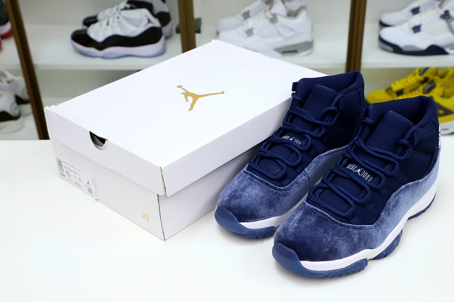 MIDNIGHT RETRO 11 JORDAN NAVY AIR 0115